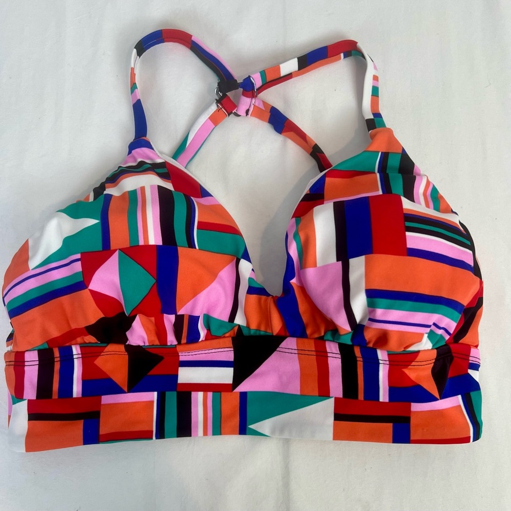 Eco beach bikini top never worn black Pink‎ pattern size Med